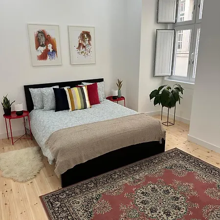 Chiado Large Bedroom Guest house